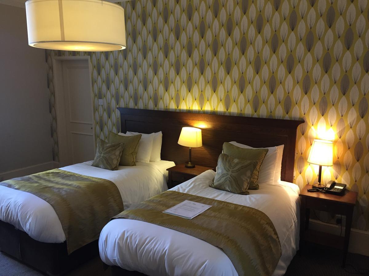 Royal By Greene King Hotel